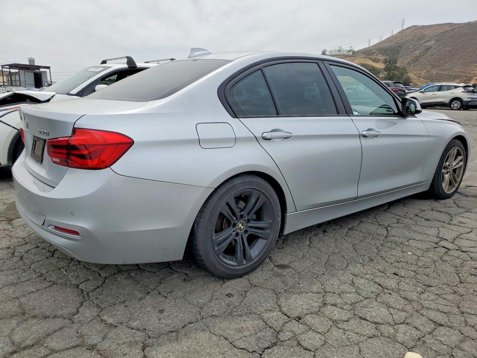 2016 Bmw 320 მანქანა იყიდება აუქციონზე, vin: WBA8A9C58GK618643, აუქციონის ნომერი: 49263166