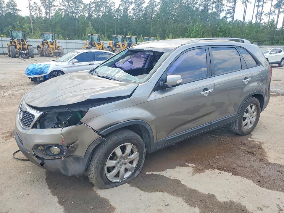Продажа на аукционе авто 2013 Kia Sorento, vin: 5XYKT3A65DG325117, номер лота: 50779816