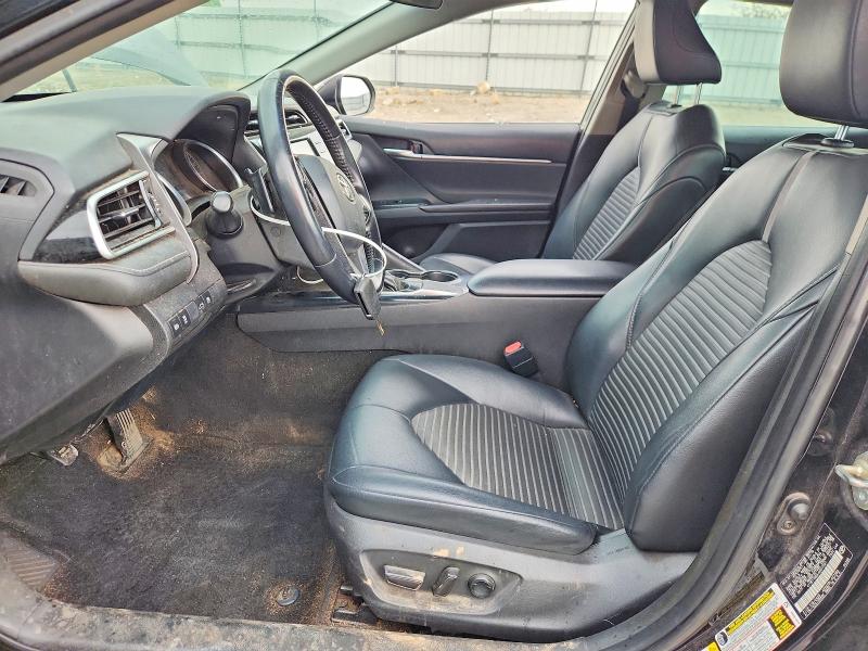 Продаж на аукціоні авто 2018 Toyota Camry, vin: 4T1B11HK6JU077561, номер лоту: 49656356
