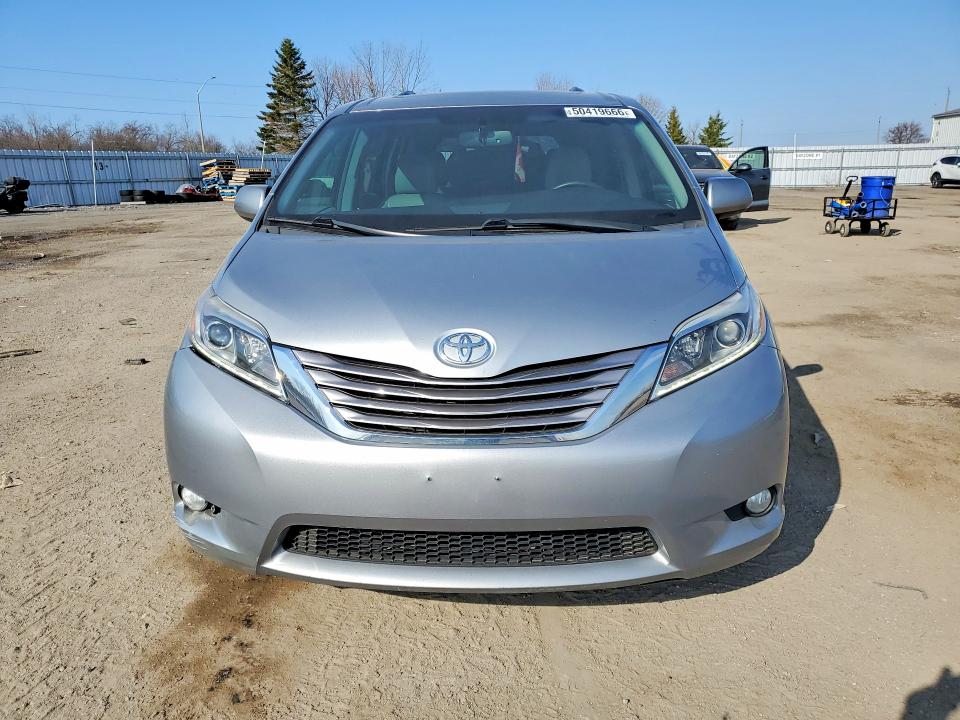 2017 Toyota Sienna მანქანა იყიდება აუქციონზე, vin: 5TDDZ3DC2HS182287, აუქციონის ნომერი: 50419666