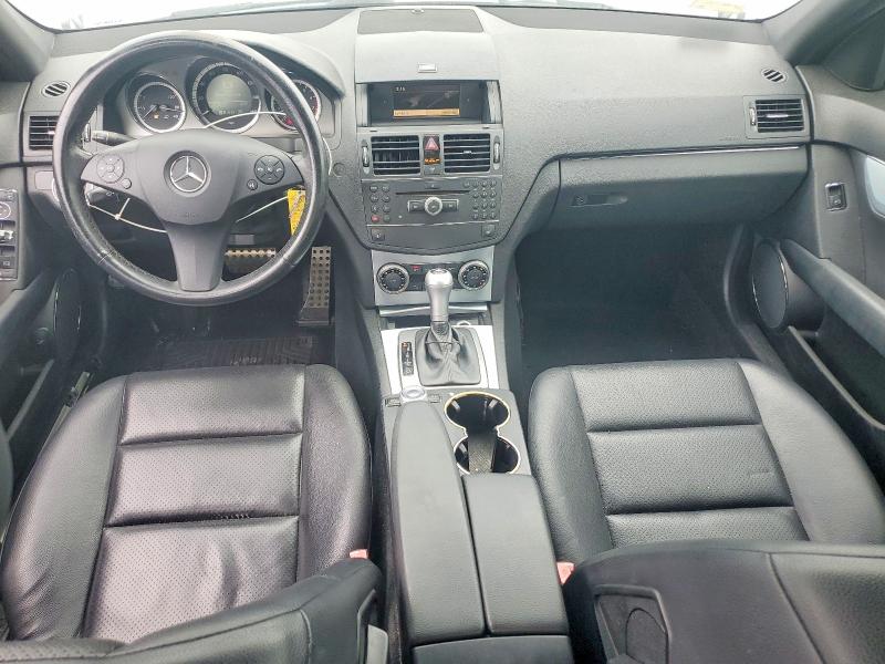 50672746 :رقم المزاد ، WDDGF54X19F208793 vin ، 2009 Mercedes-benz C مزاد بيع