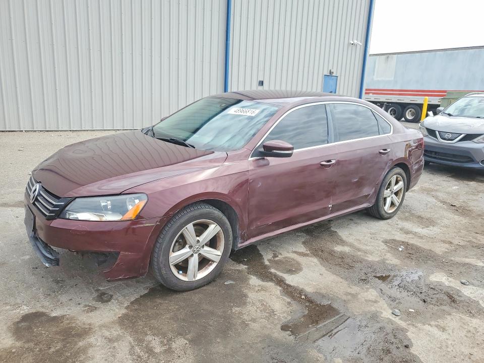 48966816 :رقم المزاد ، 1VWBP7A30DC084781 vin ، 2013 Volkswagen Passat مزاد بيع