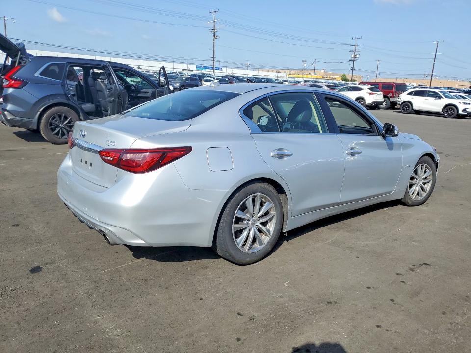 50243326 :رقم المزاد ، JN1EV7AP6LM200649 vin ، 2020 Infiniti Q50 مزاد بيع