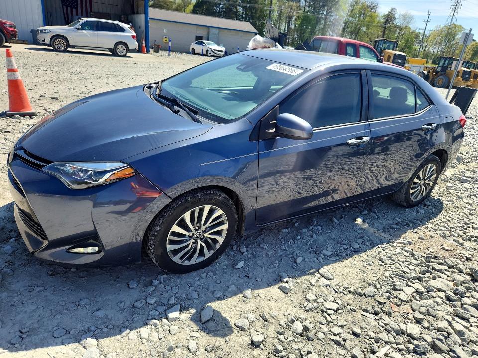 49564266 :رقم المزاد ، 5YFBURHE8JP829746 vin ، 2018 Toyota Corolla مزاد بيع