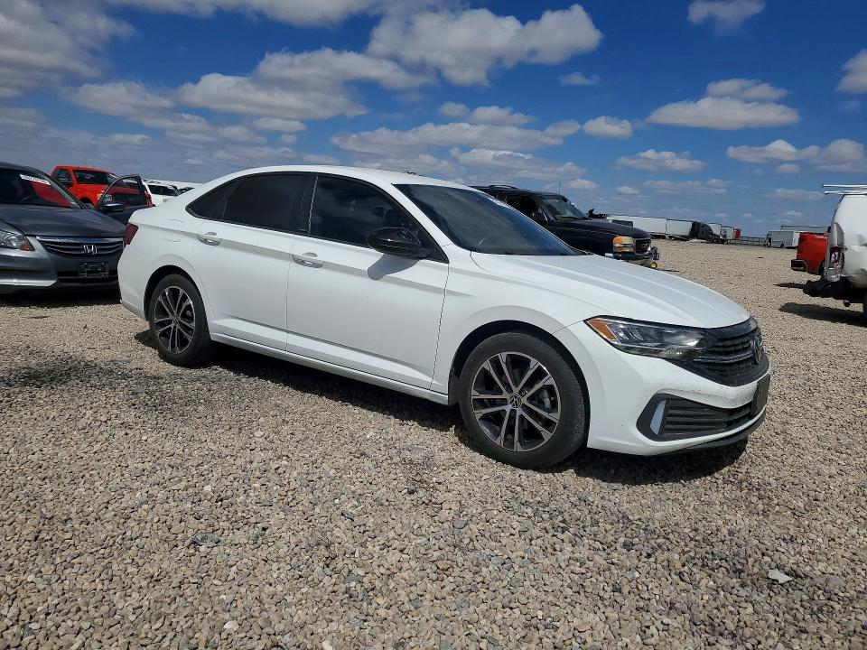 Продаж на аукціоні авто 2024 Volkswagen Jetta, vin: 3VWBM7BU3RM011507, номер лоту: 49271966