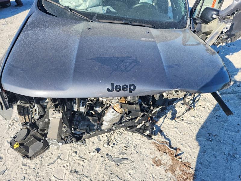 49182366 :رقم المزاد ، ZACNJDE1XNPN52650 vin ، 2022 Jeep Renegade مزاد بيع