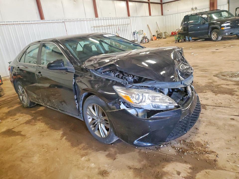 52017546 :رقم المزاد ، 4T1BF1FK2HU299089 vin ، 2017 Toyota Camry مزاد بيع