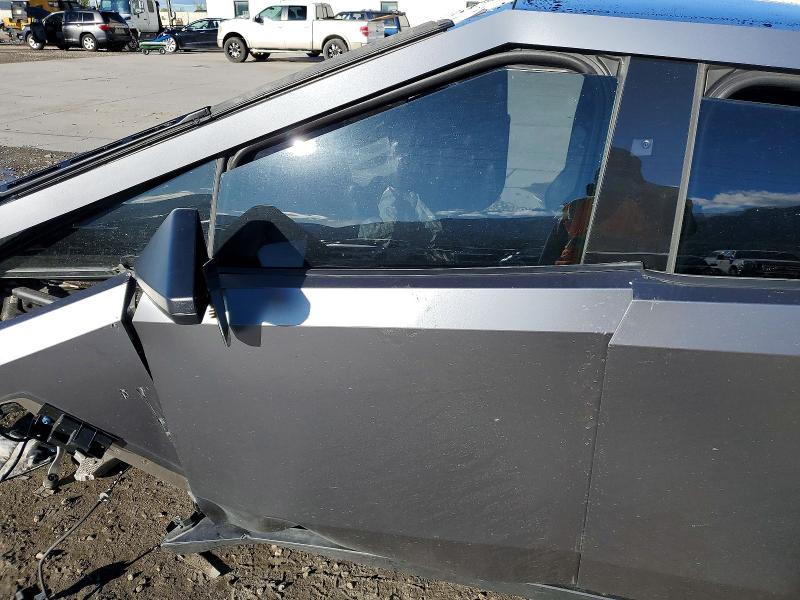 2025 Tesla Cybertruck მანქანა იყიდება აუქციონზე, vin: 7G2CEHED7SA070036, აუქციონის ნომერი: 48435046