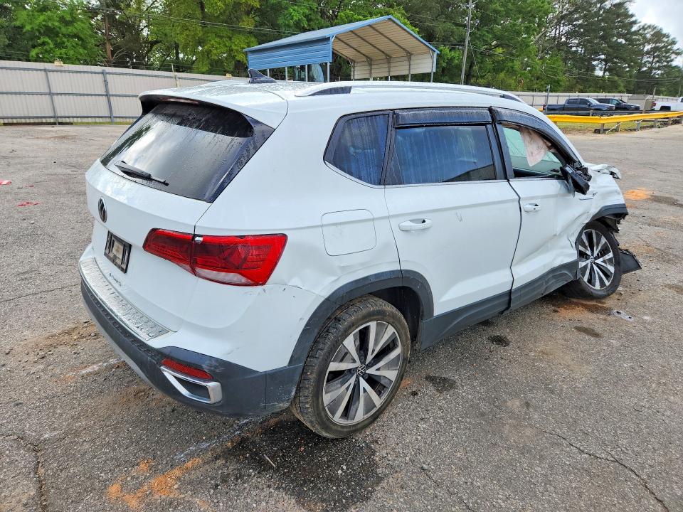 Продаж на аукціоні авто 2022 Volkswagen Taos, vin: 3VVTX7B21NM068099, номер лоту: 48606156