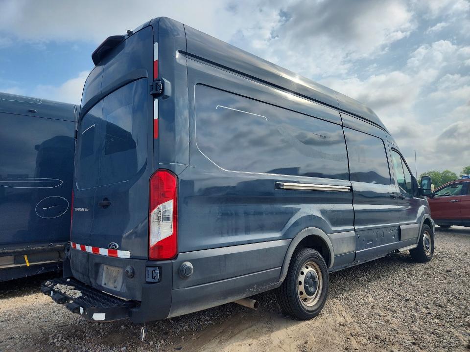 60047616 :رقم المزاد ، 1FTBR3X87LKA56490 vin ، 2020 Ford Transit مزاد بيع