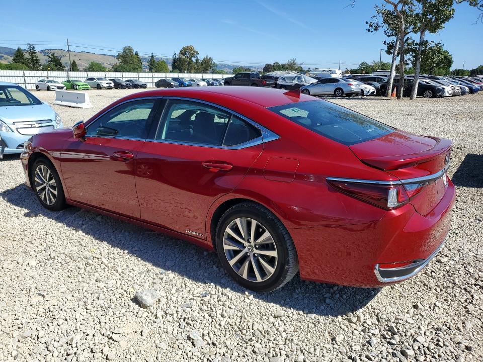 48972636 :رقم المزاد ، 58AD21B13LU004715 vin ، 2020 Lexus Es 300h مزاد بيع