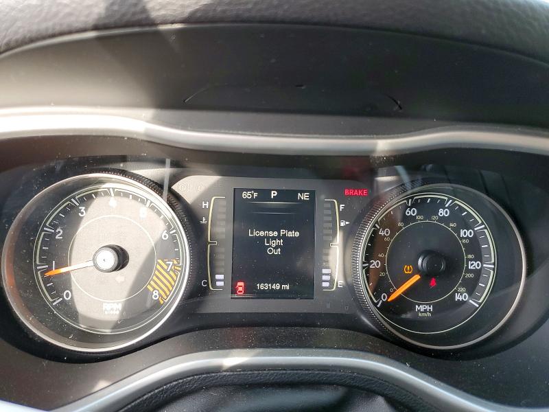 51898116 :رقم المزاد ، 1C4PJMCS0FW527848 vin ، 2015 Jeep Cherokee مزاد بيع