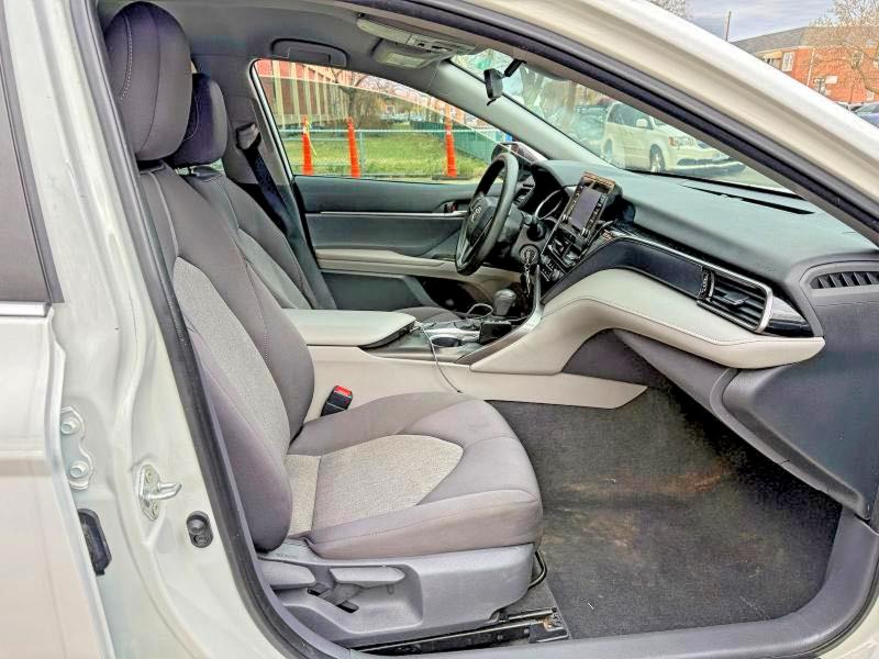 Продаж на аукціоні авто 2021 Toyota Camry, vin: 4T1C11AK1MU598688, номер лоту: 50885086