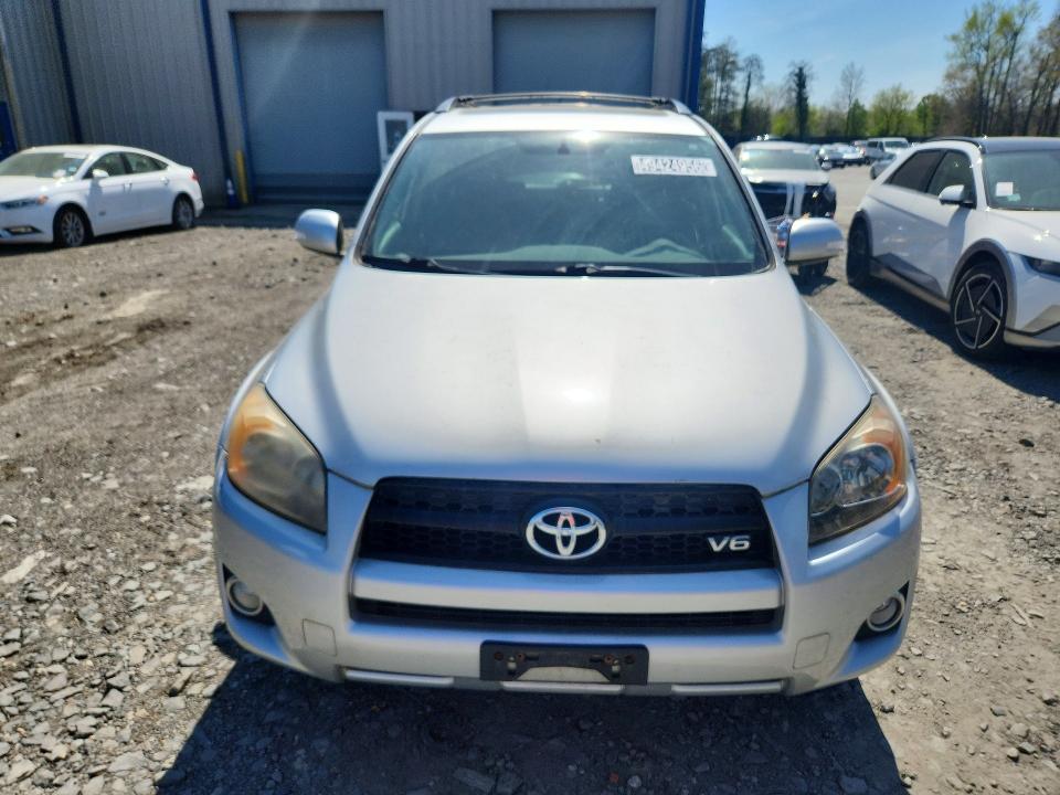 49424956 :رقم المزاد ، JTMRK4DV6B5099380 vin ، 2011 Toyota Rav4 مزاد بيع
