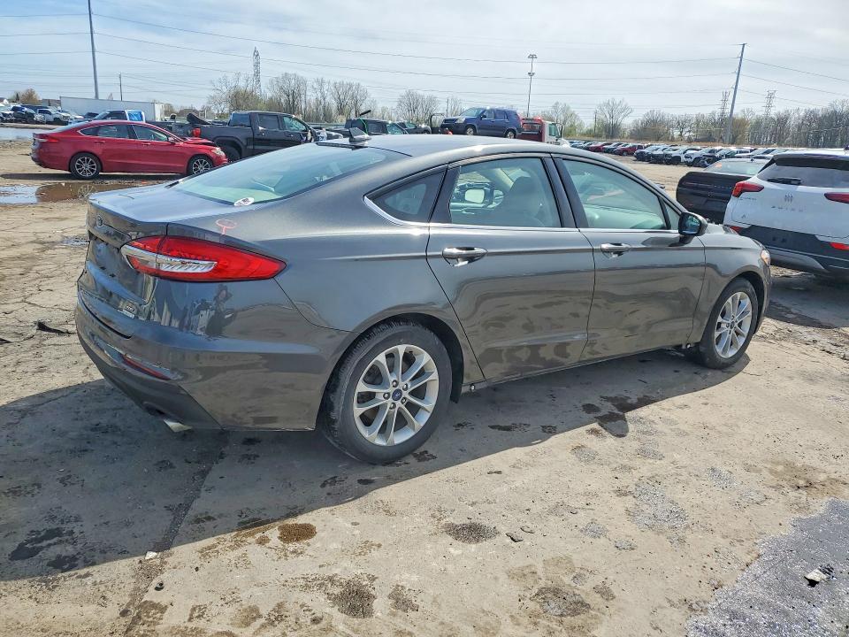 50136006 :رقم المزاد ، 3FA6P0HDXLR254600 vin ، 2020 Ford Fusion مزاد بيع