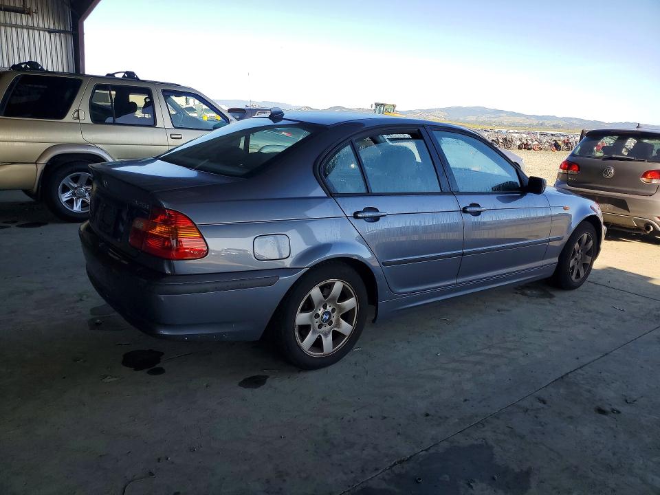50838426 :رقم المزاد ، WBAAZ33405KW75320 vin ، 2005 Bmw 325 مزاد بيع