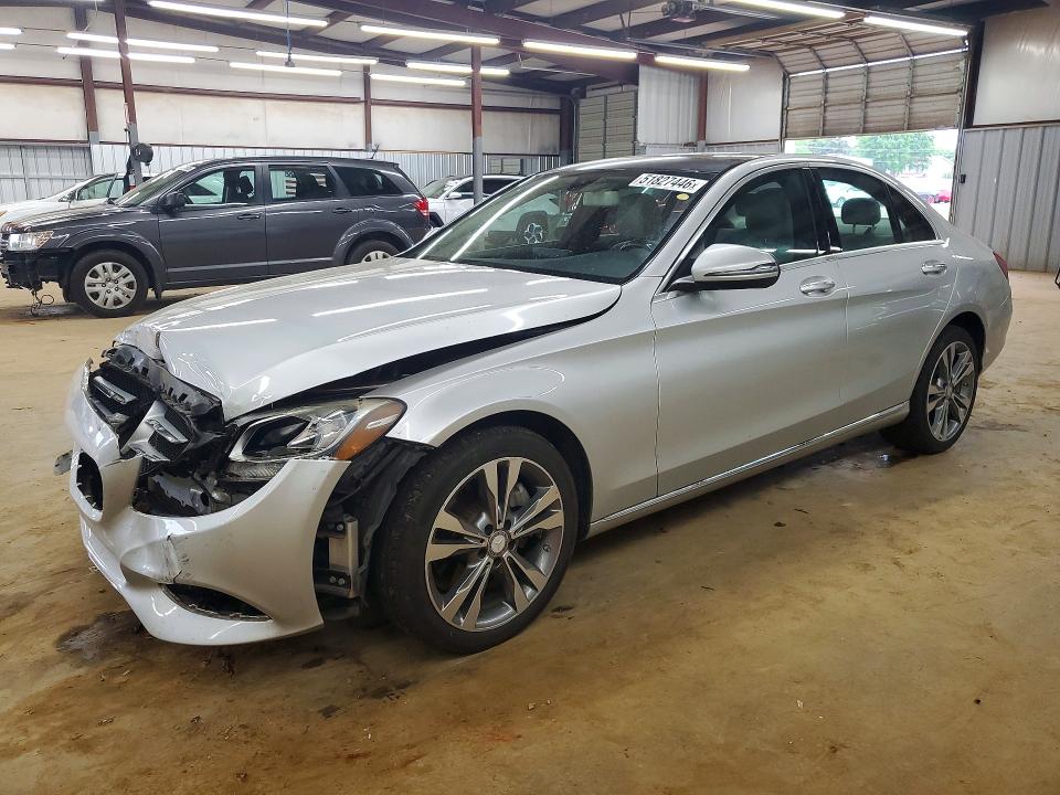 51827446 :رقم المزاد ، 55SWF4KB3GU175335 vin ، 2016 Mercedes-benz C مزاد بيع
