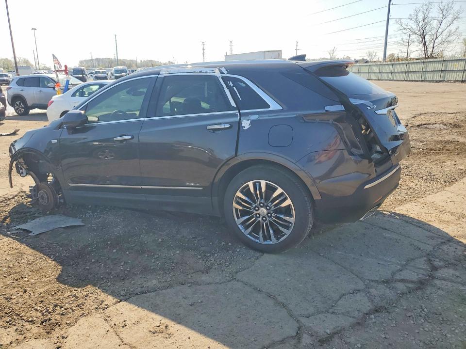 50587686 :رقم المزاد ، 1GYKNERS6HZ166374 vin ، 2017 Cadillac Xt5 مزاد بيع