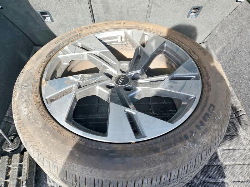 2022 Audi E-tron მანქანა იყიდება აუქციონზე, vin: WA1LAAGE4NB032523, აუქციონის ნომერი: 48898336