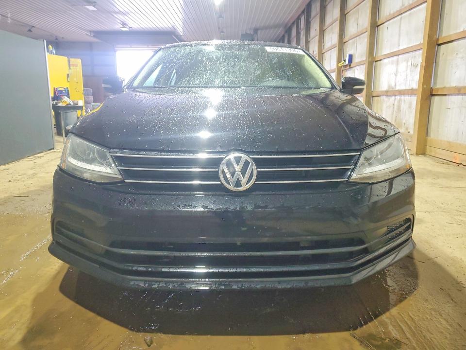 50611396 :رقم المزاد ، 3VWB67AJ6HM342808 vin ، 2017 Volkswagen Jetta مزاد بيع