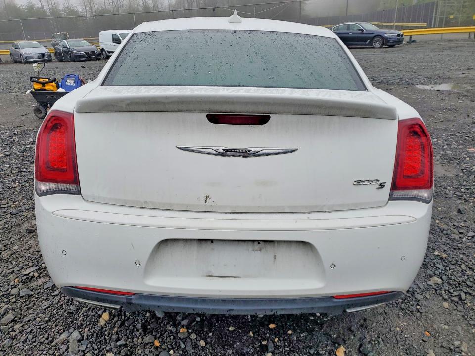 Продажа на аукционе авто 2018 Chrysler 300, vin: 2C3CCABG1JH201640, номер лота: 48453066