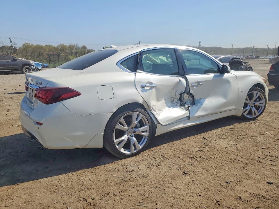 49572726 :رقم المزاد ، JN1BY1AP4HM740824 vin ، 2017 Infiniti Q70 مزاد بيع
