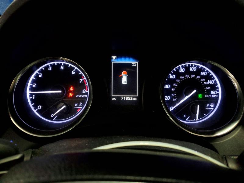 48864866 :رقم المزاد ، 4T1B11HK9JU116126 vin ، 2018 Toyota Camry مزاد بيع
