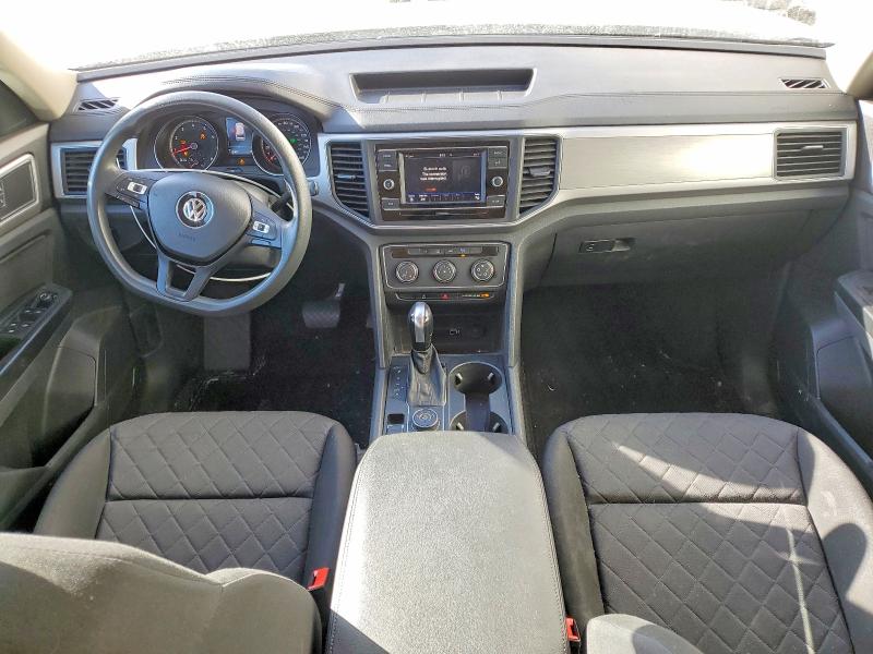 51516746 :رقم المزاد ، 1V2GR2CA0JC552424 vin ، 2018 Volkswagen Atlas مزاد بيع