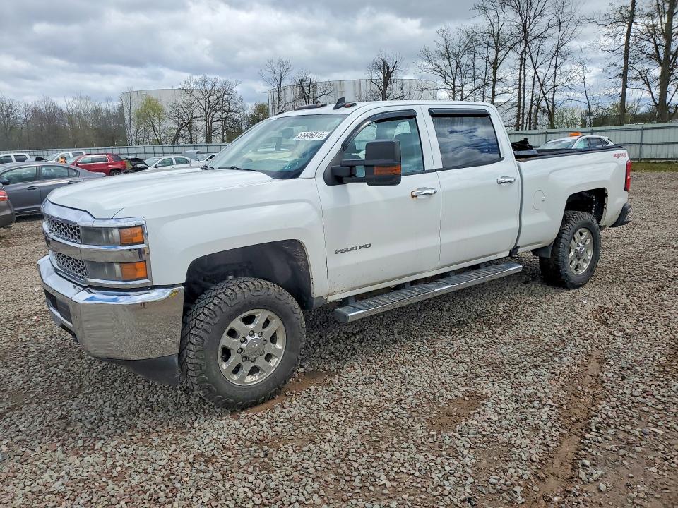 51446316 :رقم المزاد ، 1GC1KREGXKF103824 vin ، 2019 Chevrolet Silverado مزاد بيع