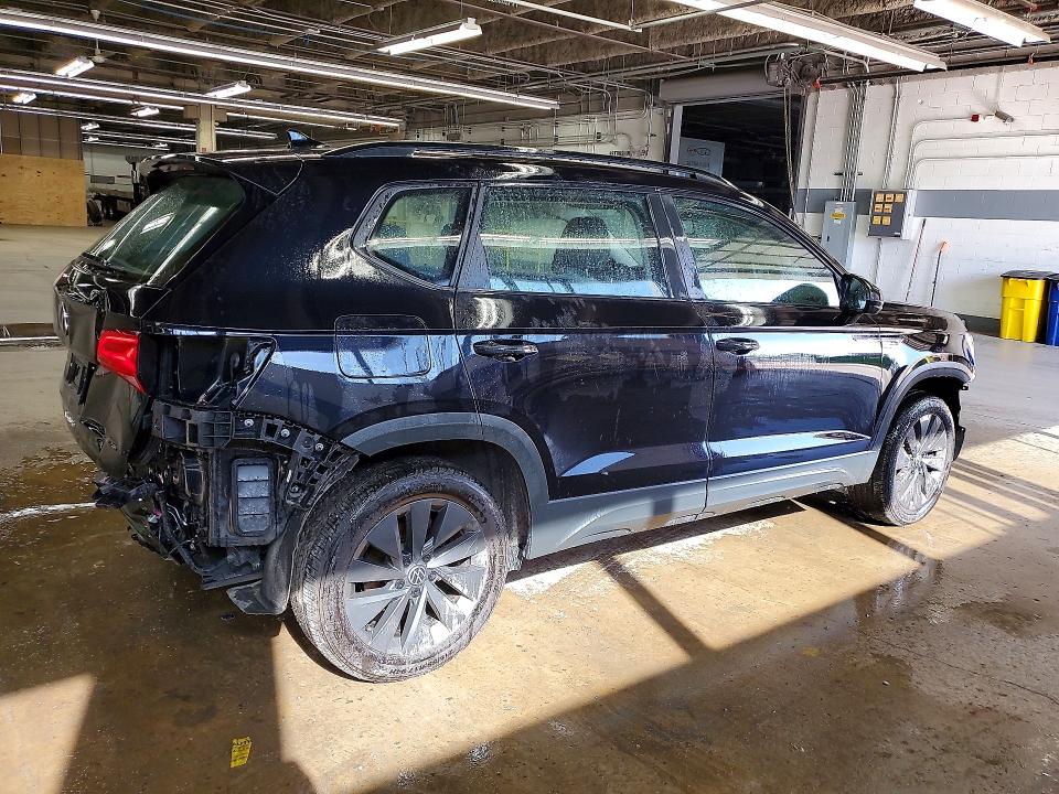 50739866 :رقم المزاد ، 3VVCX7B21NM066594 vin ، 2022 Volkswagen Taos مزاد بيع