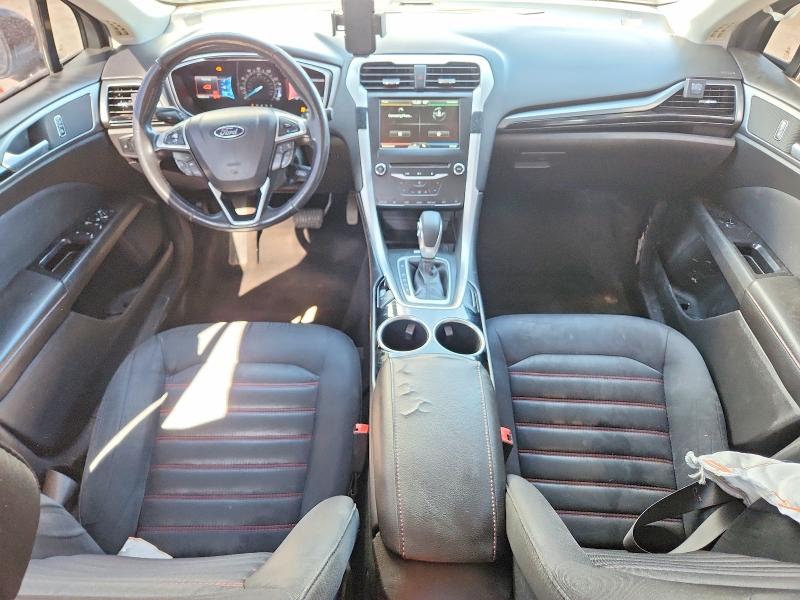 49545796 :رقم المزاد ، 3FA6P0HR1DR292004 vin ، 2013 Ford Fusion Se Fwd مزاد بيع