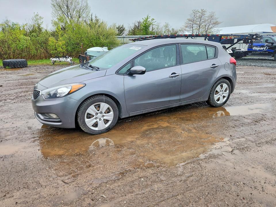 51250316 :رقم المزاد ، KNAFK5A84G5657724 vin ، 2016 Kia Forte مزاد بيع