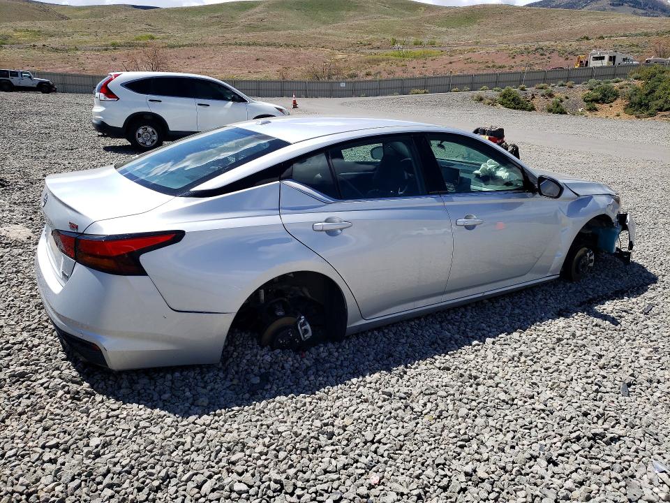51379366 :رقم المزاد ، 1N4BL4CW3RN422180 vin ، 2024 Nissan Altima مزاد بيع