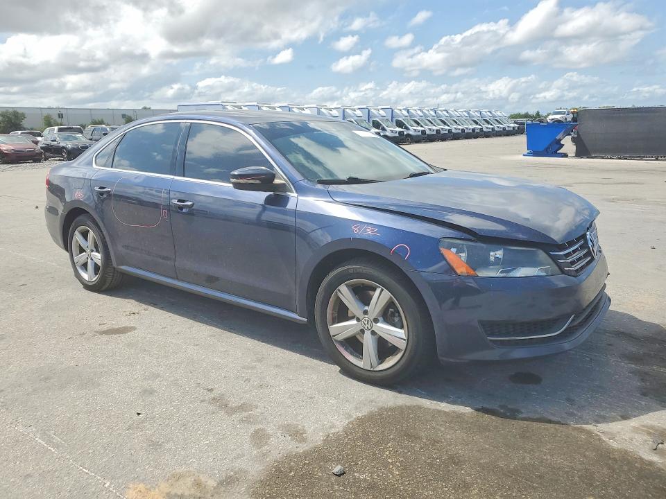 2013 Volkswagen Passat მანქანა იყიდება აუქციონზე, vin: 1VWBN7A33DC115124, აუქციონის ნომერი: 51267756