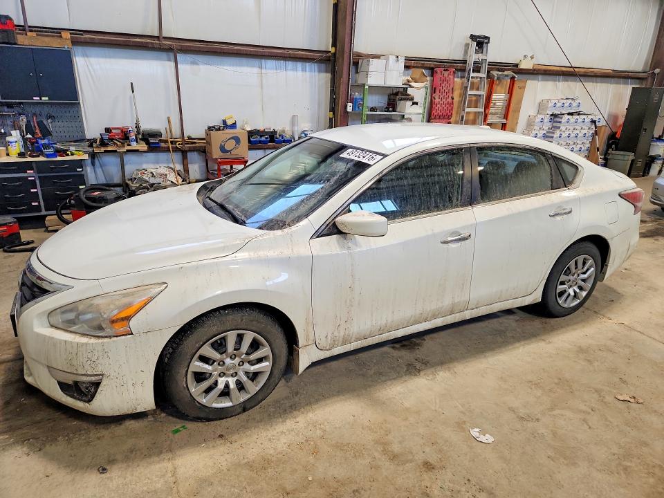 Продажа на аукционе авто 2015 Nissan Altima, vin: 1N4AL3AP4FN392555, номер лота: 49132416