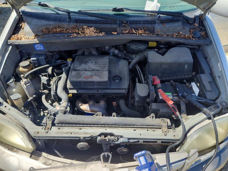 49633176 :رقم المزاد ، 4T3ZF13C92U469829 vin ، 2002 Toyota Sienna مزاد بيع