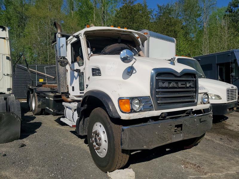 Aukcja sprzedaży 2002 Mack 700 Cv700, vin: 1M2AG11C42M001884, numer aukcji: 95513775
