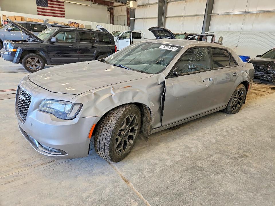 Продаж на аукціоні авто 2016 Chrysler 300, vin: 2C3CCAGG6GH183007, номер лоту: 51297856