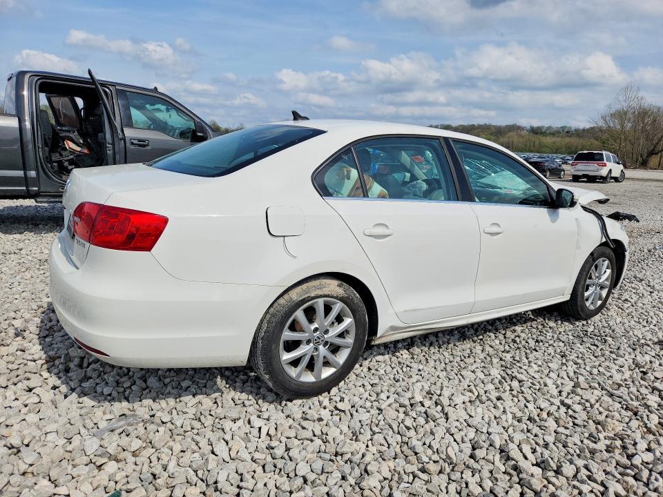 48771076 :رقم المزاد ، 3VWDP7AJ7DM248923 vin ، 2013 Volkswagen Jetta مزاد بيع