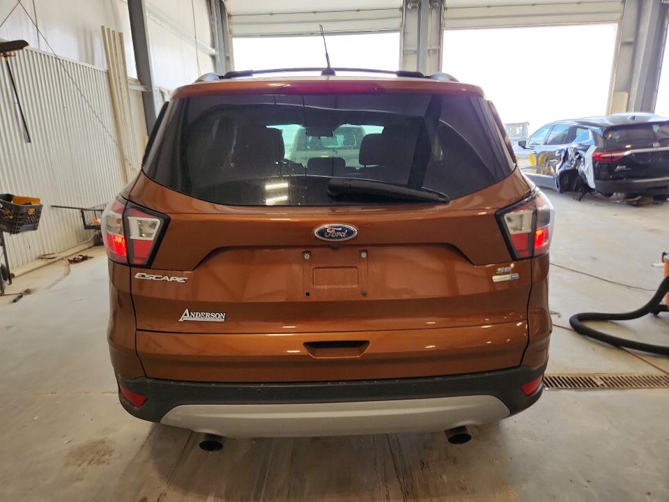 Продажа на аукционе авто 2017 Ford Escape, vin: 1FMCU9GD7HUE58780, номер лота: 51589516