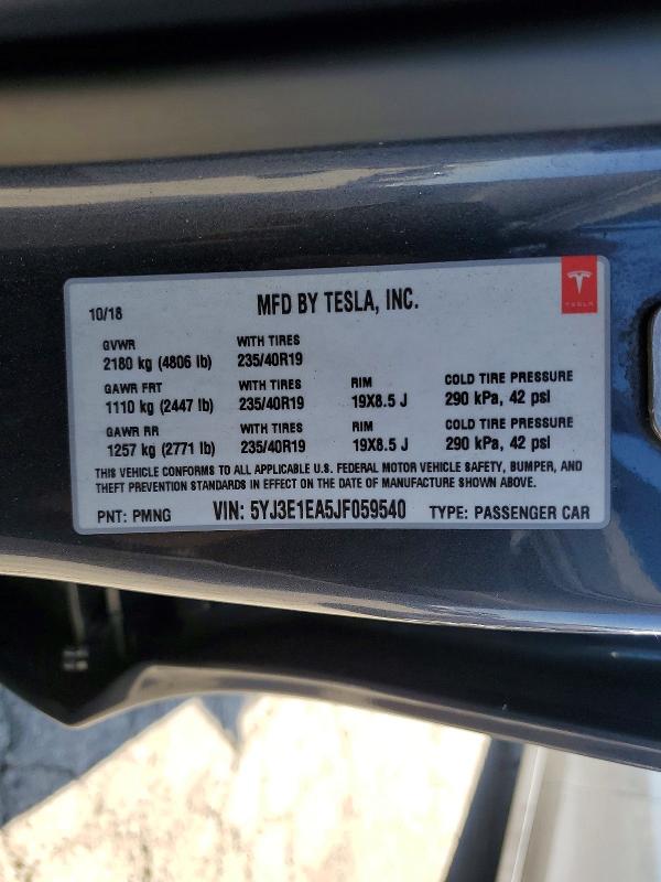 48086086 :رقم المزاد ، 5YJ3E1EA5JF059540 vin ، 2018 Tesla Model 3 مزاد بيع