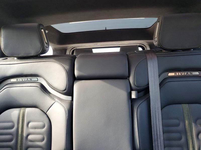 50654836 :رقم المزاد ، 7PDSGBBA5SN051899 vin ، 2025 Rivian R1s مزاد بيع