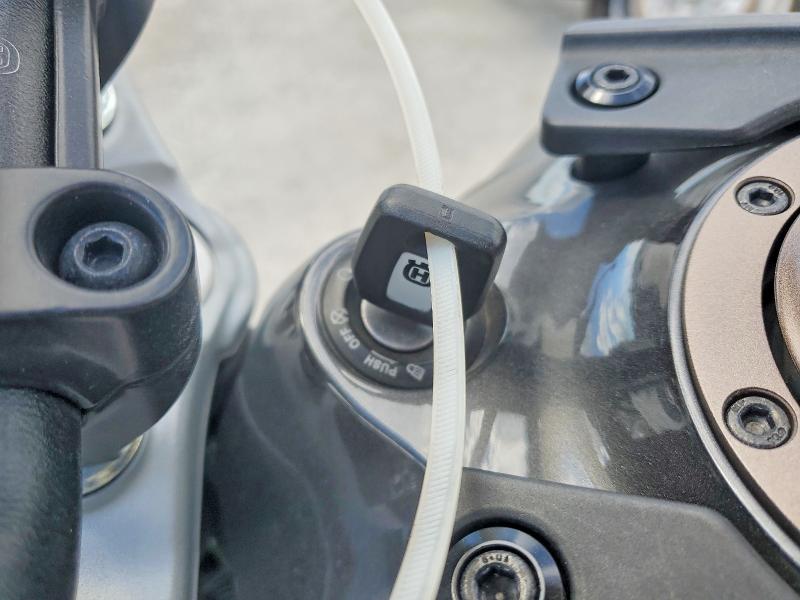 2021 Husqvarna Vitpilen 401/svartpilen 401 მანქანა იყიდება აუქციონზე, vin: MD2JUJ400MC201257, აუქციონის ნომერი: 48657096