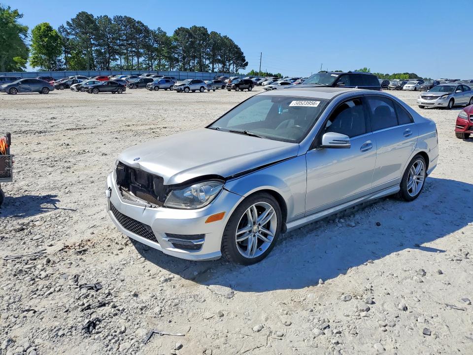 Продажа на аукционе авто 2013 Mercedes-benz C, vin: WDDGF8AB3DG135939, номер лота: 50523956