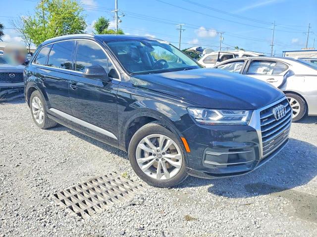 47701746 :رقم المزاد ، WA1LAAF72JD036393 vin ، 2018 Audi Q7 مزاد بيع