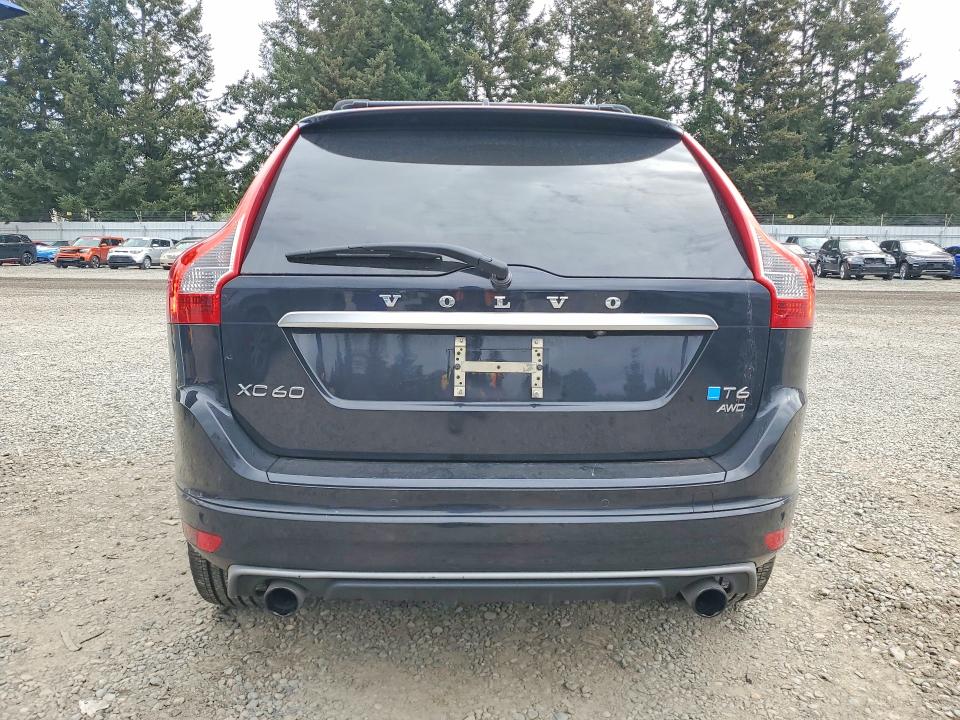 2015 Volvo Xc60 მანქანა იყიდება აუქციონზე, vin: YV4902RHXF2620943, აუქციონის ნომერი: 50974536