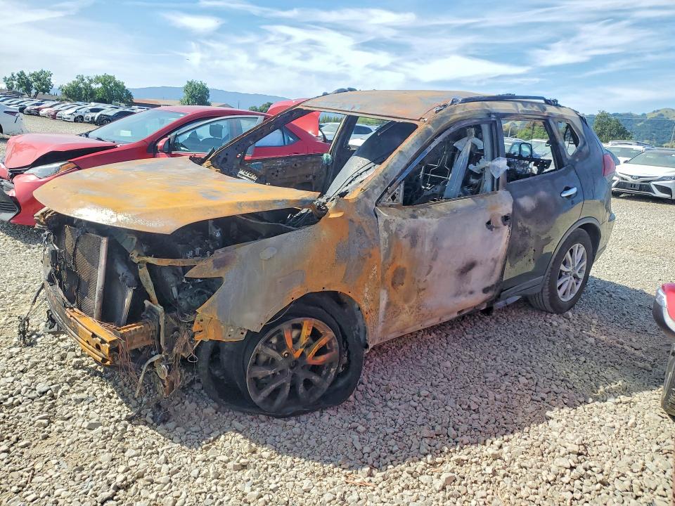 Продаж на аукціоні авто 2018 Nissan Rogue, vin: 5N1AT2MT9JC813148, номер лоту: 49036126