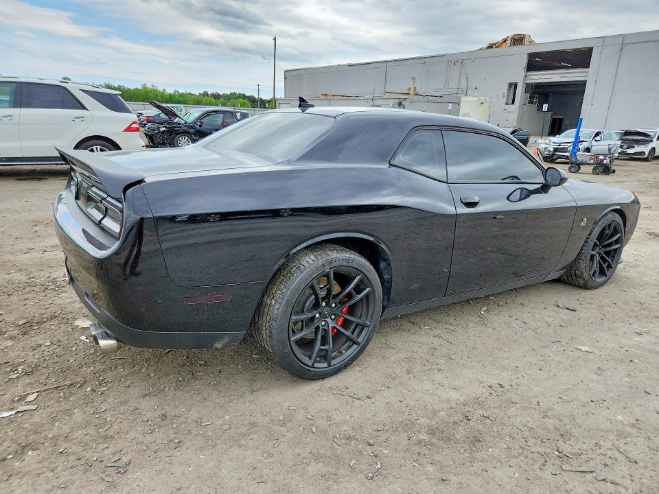 2020 Dodge Challenger მანქანა იყიდება აუქციონზე, vin: 2C3CDZFJ1LH205983, აუქციონის ნომერი: 51625676