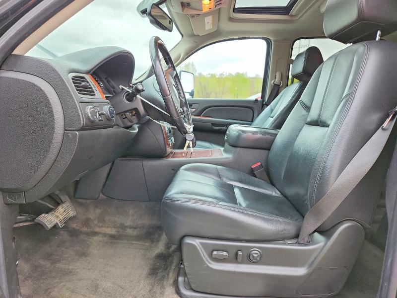 Продажа на аукционе авто 2008 Chevrolet Suburban, vin: 1GNFK16318R133103, номер лота: 51501716