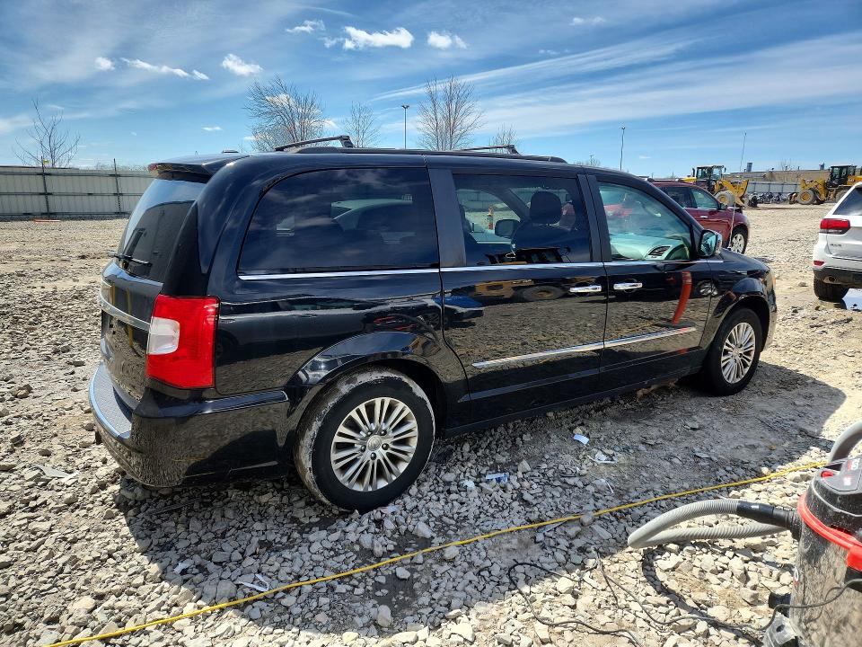 2016 Chrysler Town & Country მანქანა იყიდება აუქციონზე, vin: 2C4RC1CG5GR306401, აუქციონის ნომერი: 50564636